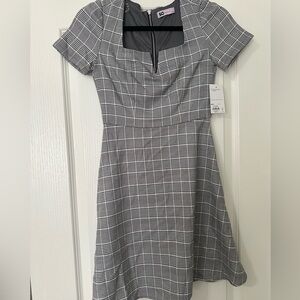 Gray and White A-Line Square Neck Cap Sleeve Dress